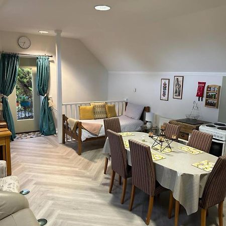 Alpaca Lodge Sittingbourne Buitenkant foto